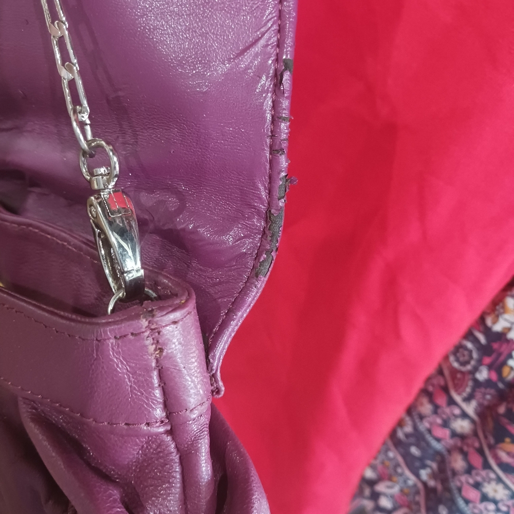 Vintage '90s style faux leather purple purse - Picture 6 of 7
